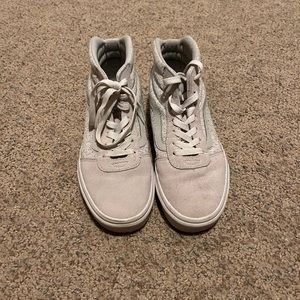 Women’s high top vans
